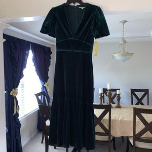 Green Velvet Formal Dress